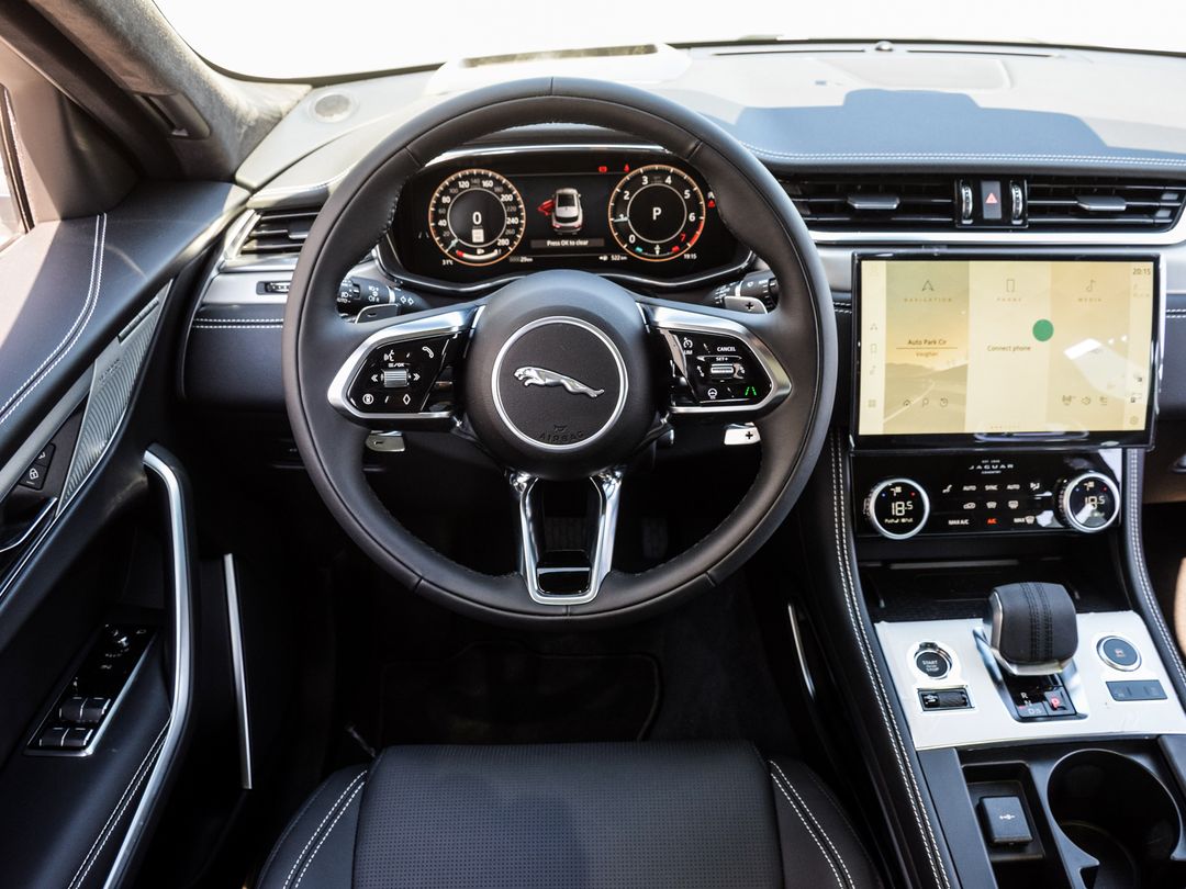 2026 Jaguar F-PACE P400 R-Dynamic S, Toronto, Cash