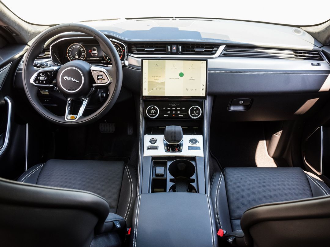 2026 Jaguar F-PACE P400 R-Dynamic S, Toronto, Cash