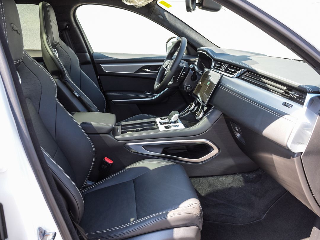 2026 Jaguar F-PACE P400 R-Dynamic S, Toronto, Cash