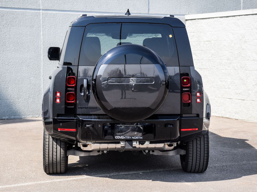 2025 Land Rover Defender 110 P400 X-Dynamic SE, Toronto, Cash