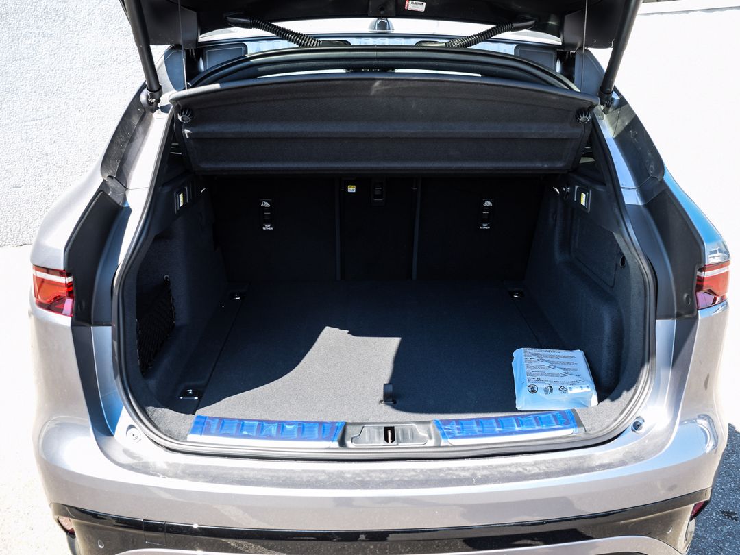 2026 Jaguar F-PACE P250 R-Dynamic S, Toronto, Cash