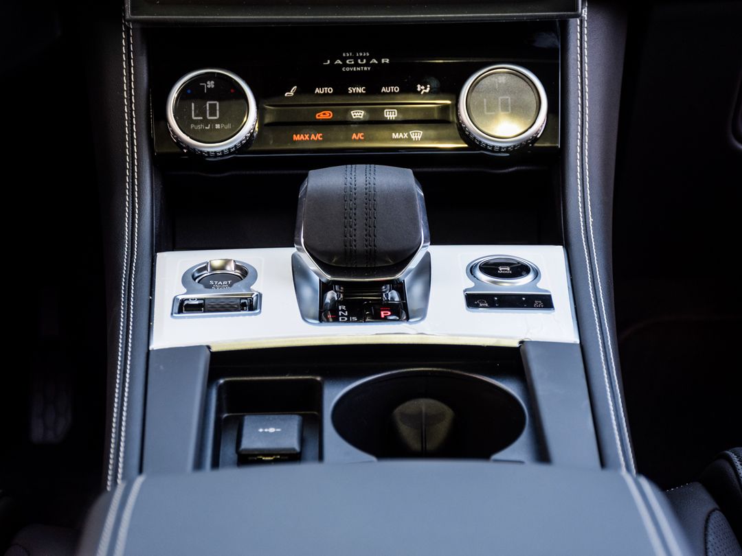 2026 Jaguar F-PACE P250 R-Dynamic S, Toronto, Cash