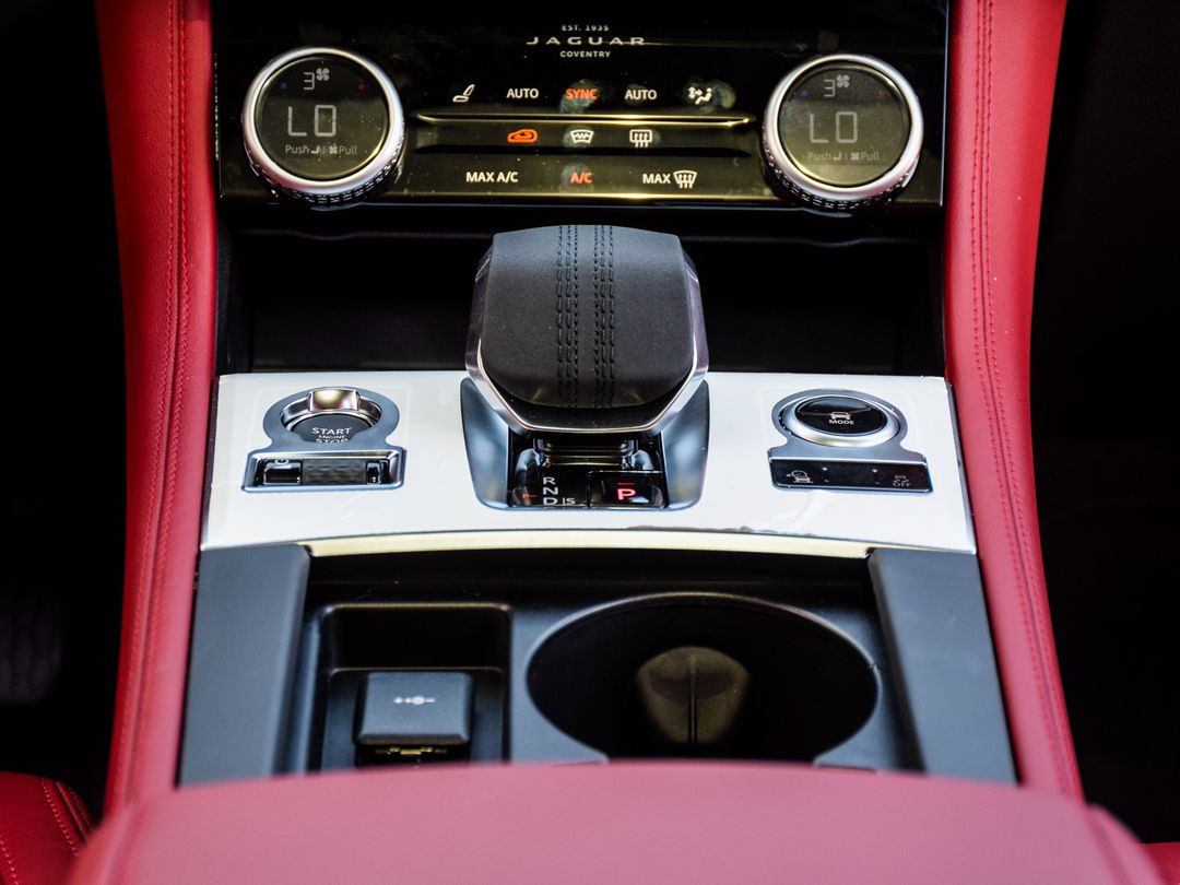 2026 Jaguar F-PACE P250 R-Dynamic S, Toronto, Cash