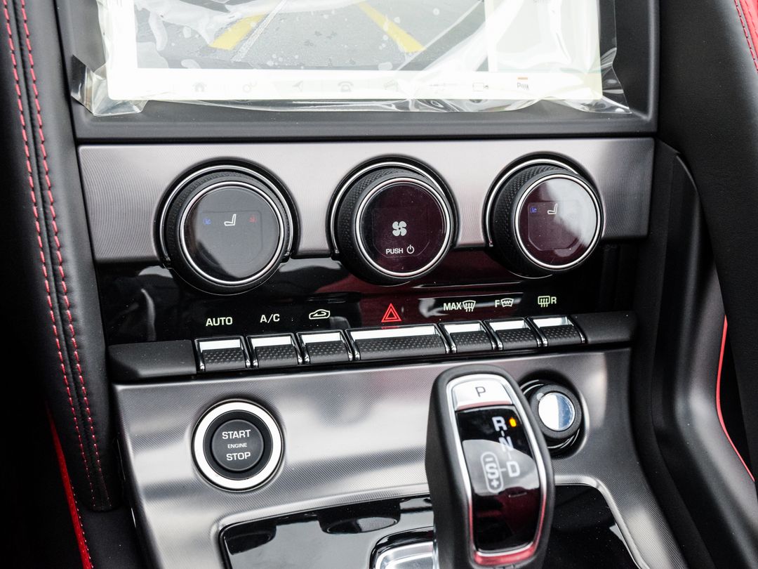 2024 Jaguar F-TYPE P450 75, Toronto, Cash