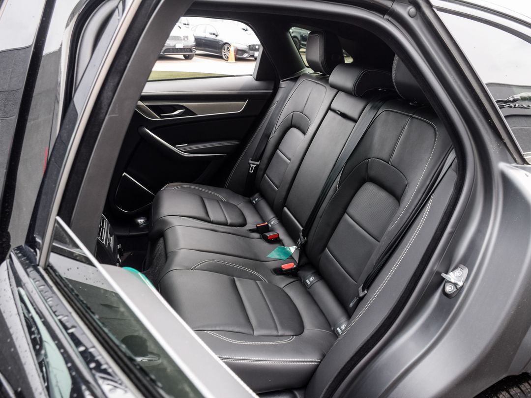 2026 Jaguar F-PACE P250 R-Dynamic S, Toronto, Cash
