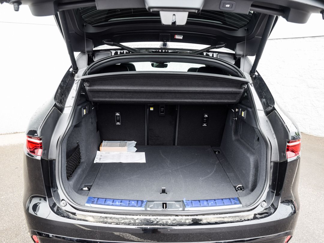 2026 Jaguar F-PACE P250 R-Dynamic S, Toronto, Cash
