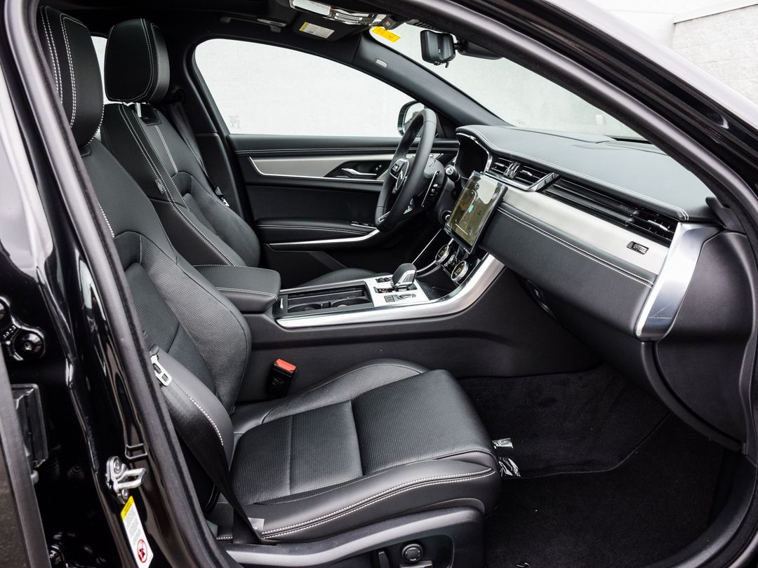 2024 Jaguar XF R-Dynamic SE, Toronto, Cash