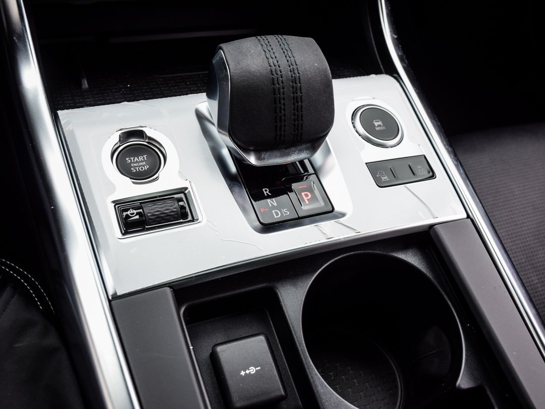 2024 Jaguar XF R-Dynamic SE, Toronto, Cash