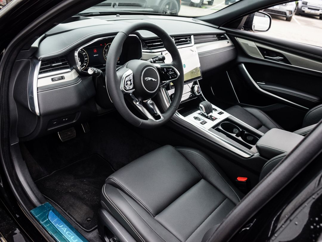 2024 Jaguar XF R-Dynamic SE, Toronto, Cash