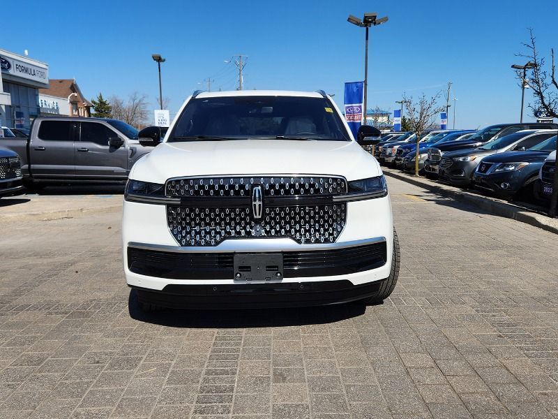 2025 Lincoln Navigator L