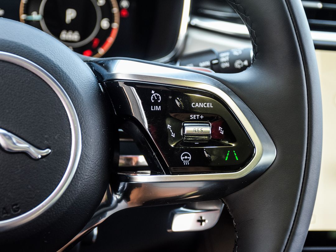 2026 Jaguar F-PACE P250 R-Dynamic S, Toronto, Cash