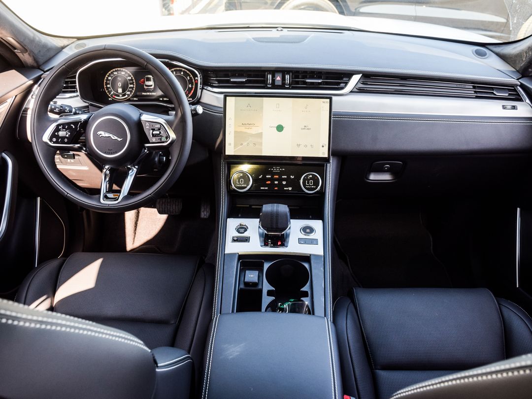 2026 Jaguar F-PACE P250 R-Dynamic S, Toronto, Cash