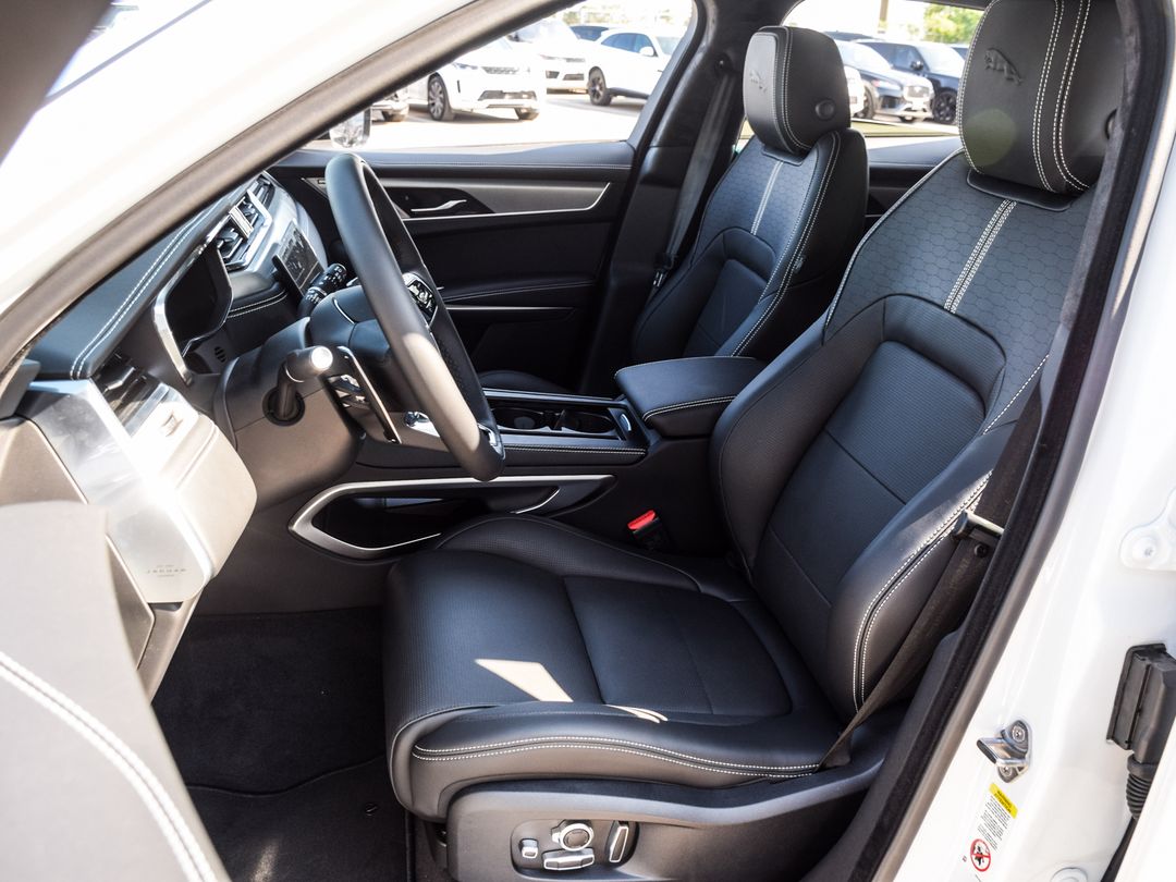 2026 Jaguar F-PACE P250 R-Dynamic S, Toronto, Cash
