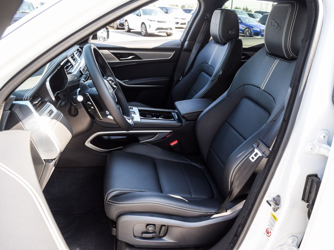 2026 Jaguar F-PACE P250 R-Dynamic S, Toronto, Cash