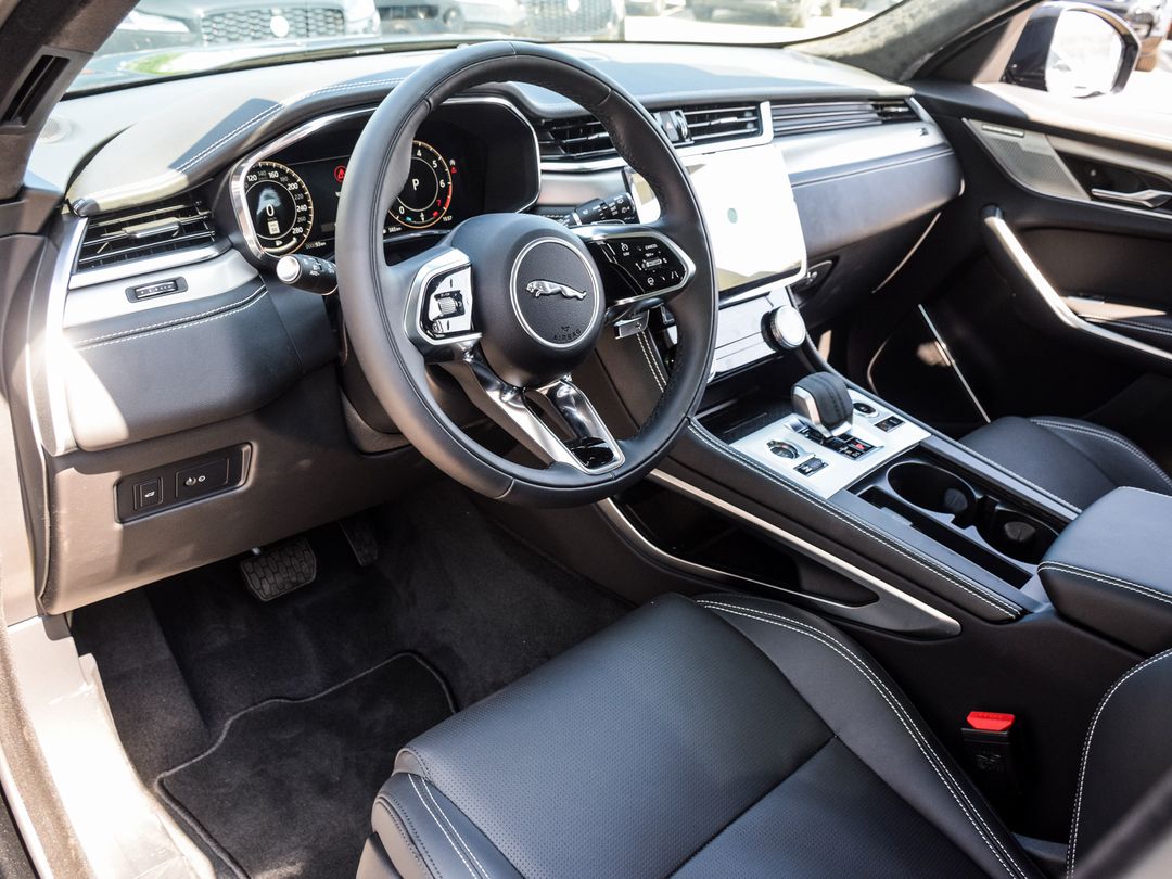 2026 Jaguar F-PACE P250 R-Dynamic S, Toronto, Cash