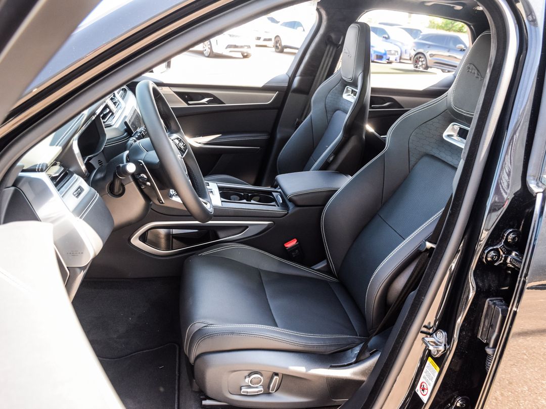 2026 Jaguar F-PACE P250 R-Dynamic S, Toronto, Cash