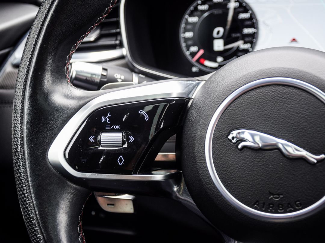 2021 Jaguar F-PACE P550 SVR, Toronto, Cash
