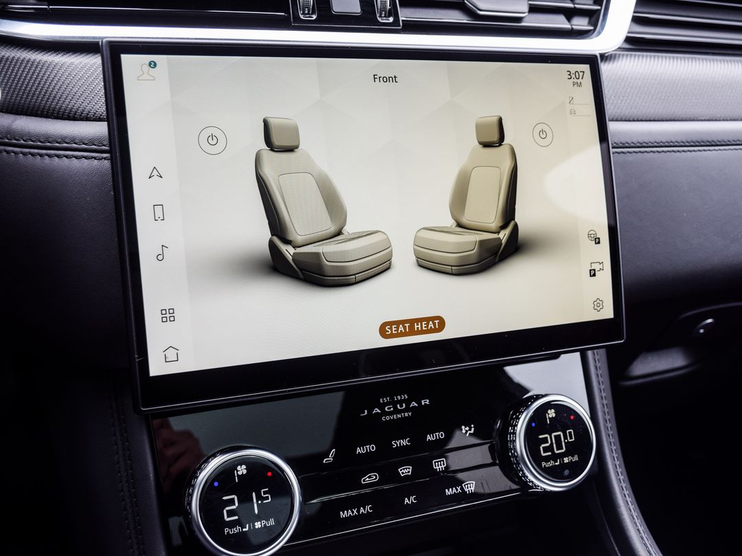 2021 Jaguar F-PACE P550 SVR, Toronto, Cash