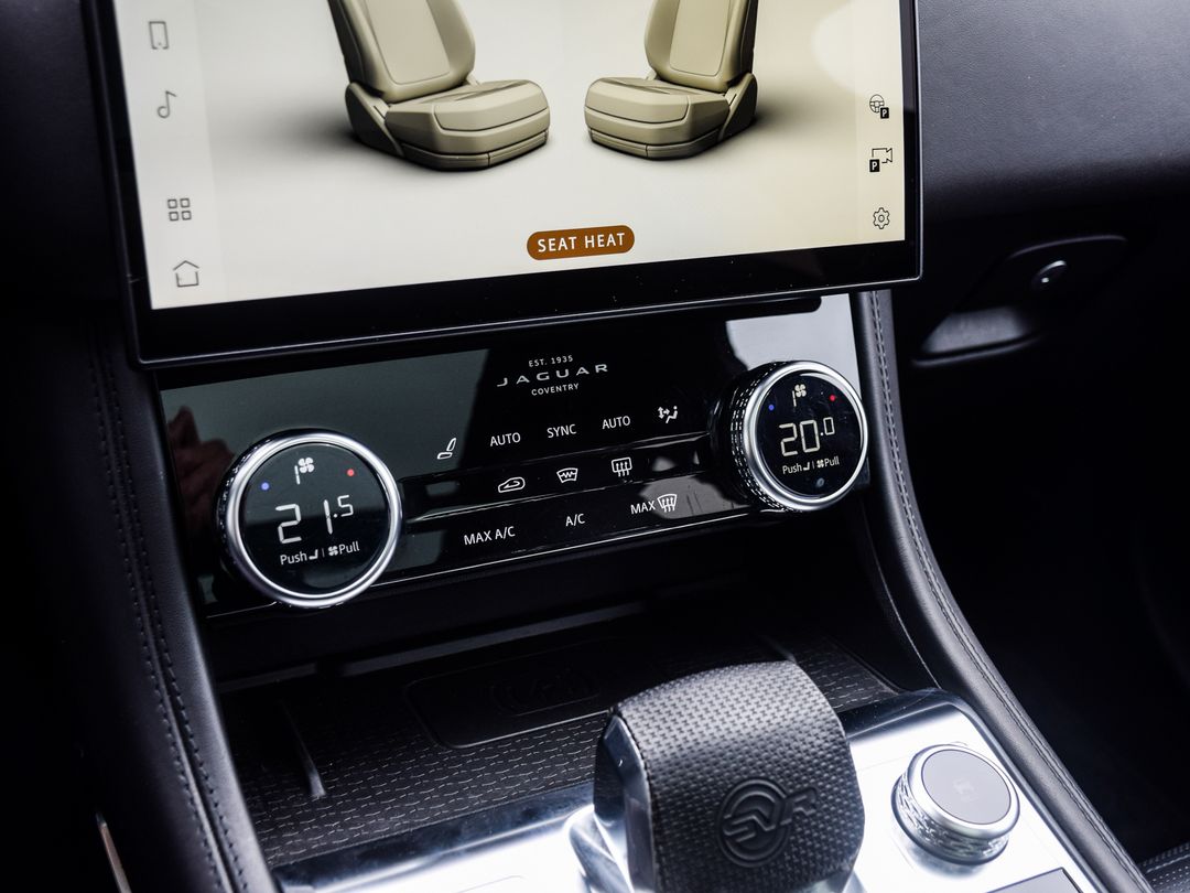2021 Jaguar F-PACE P550 SVR, Toronto, Cash