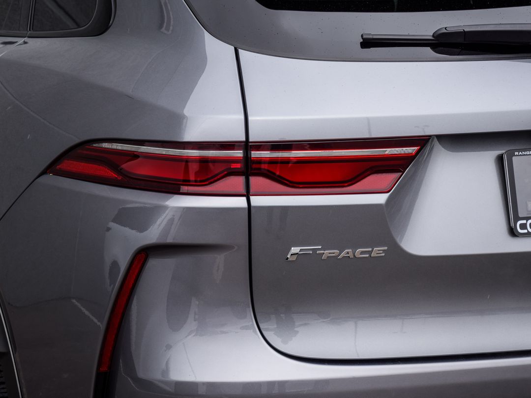 2021 Jaguar F-PACE P550 SVR, Toronto, Cash