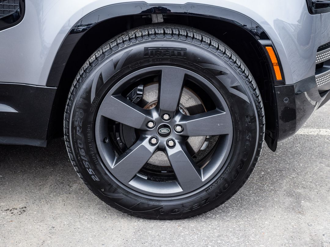 2022 Land Rover Defender 110 X-Dynamic SE, Toronto, Cash