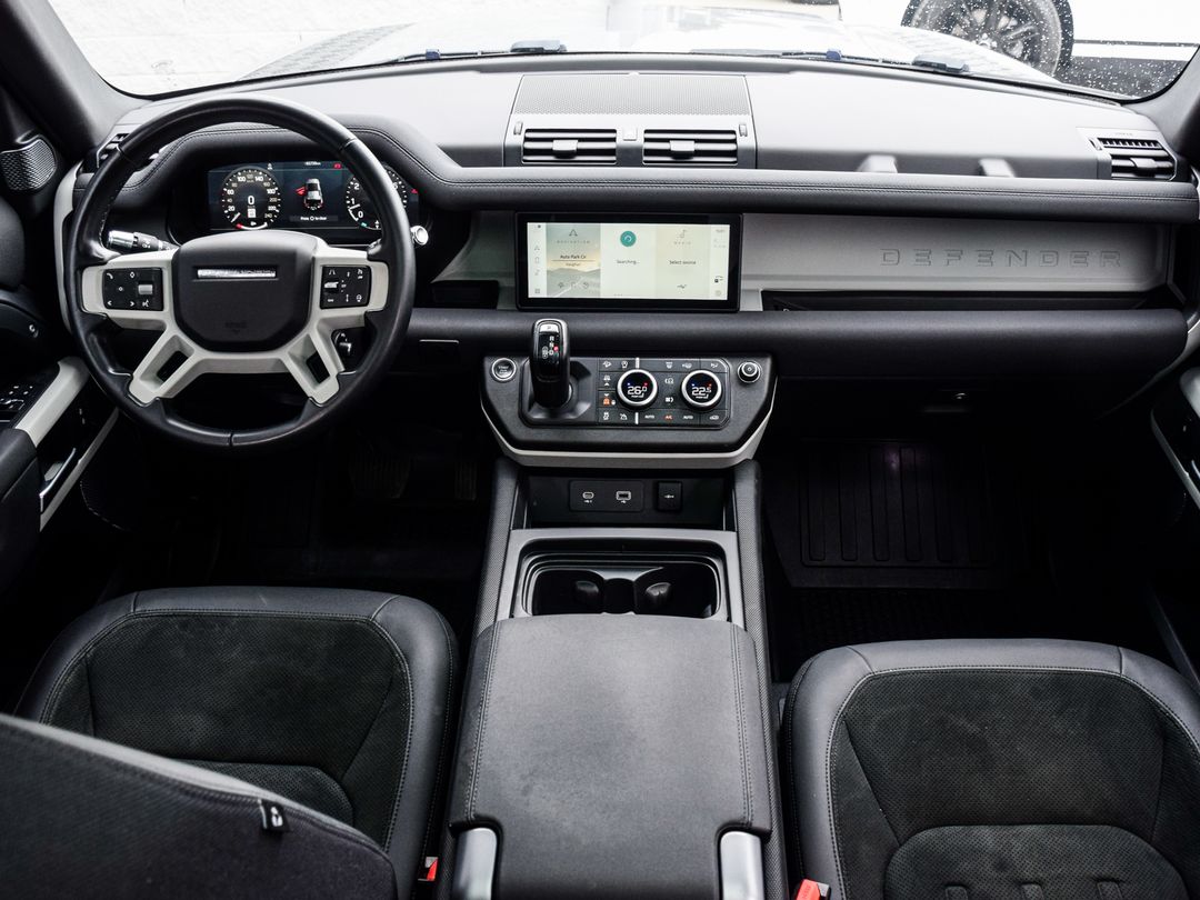 2022 Land Rover Defender 110 X-Dynamic SE, Toronto, Cash
