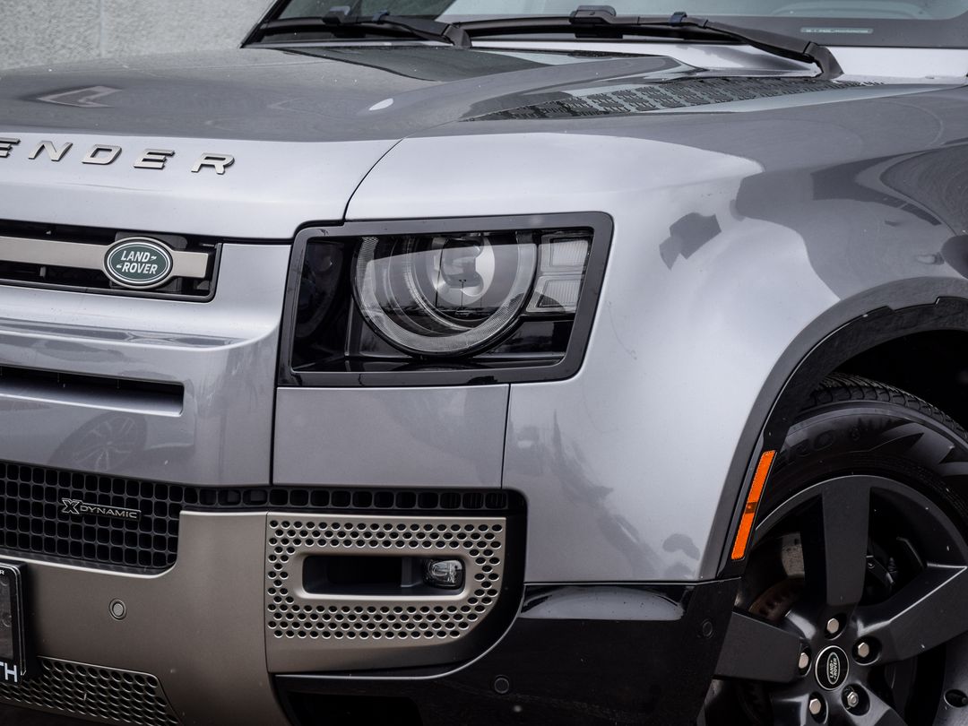 2022 Land Rover Defender 110 X-Dynamic SE, Toronto, Cash