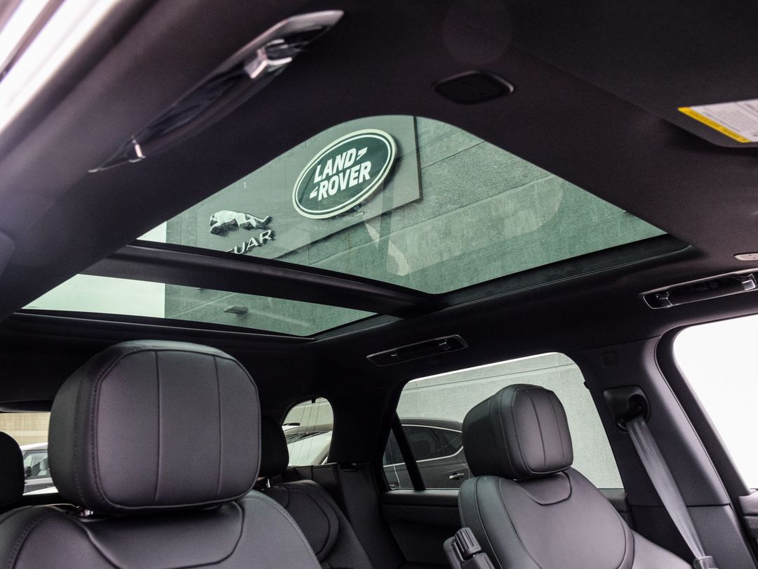 2025 Land Rover Range Rover Sport P400 Dynamic SE, Toronto, Cash