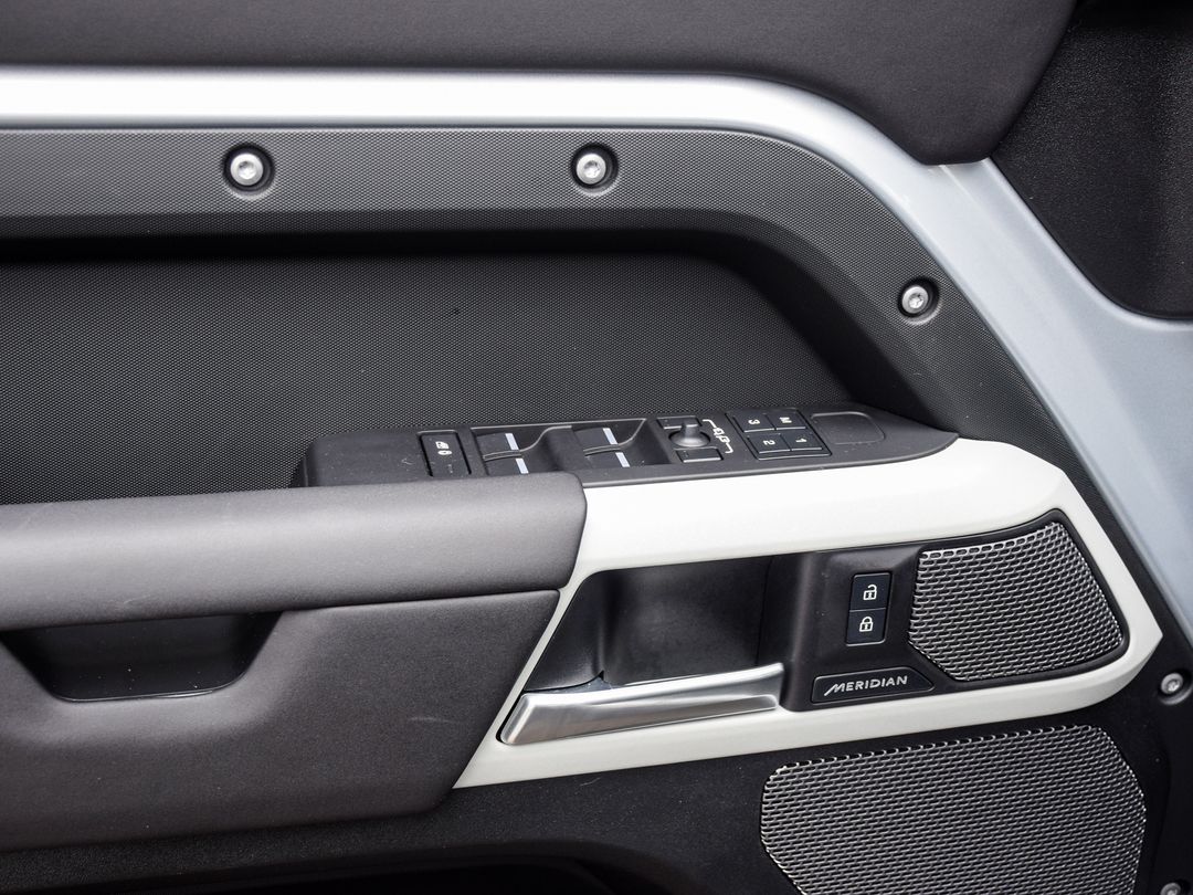 2024 Land Rover Defender 110 P300 S, Toronto, Cash