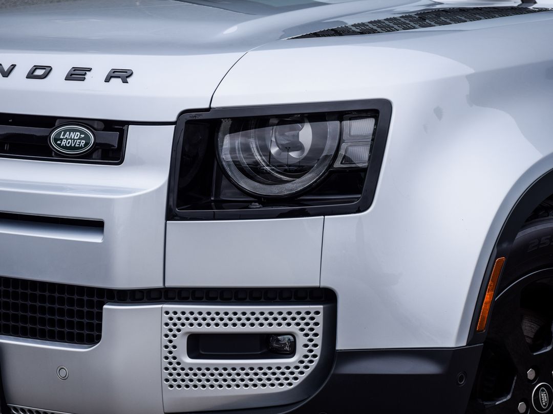 2024 Land Rover Defender 110 P300 S, Toronto, Cash