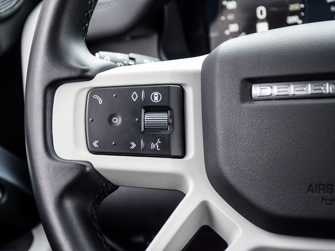 2024 Land Rover Defender 110 P300 S, Toronto, Cash