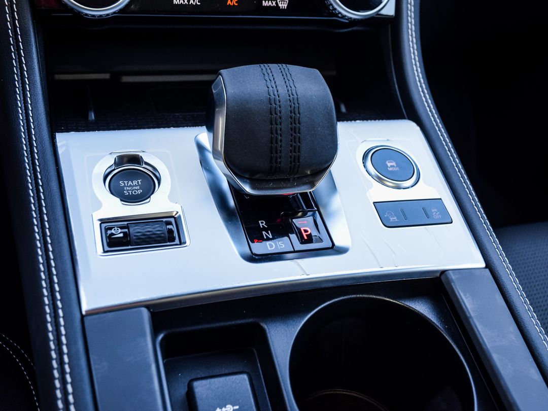 2026 Jaguar F-PACE P250 R-Dynamic S, Toronto, Cash