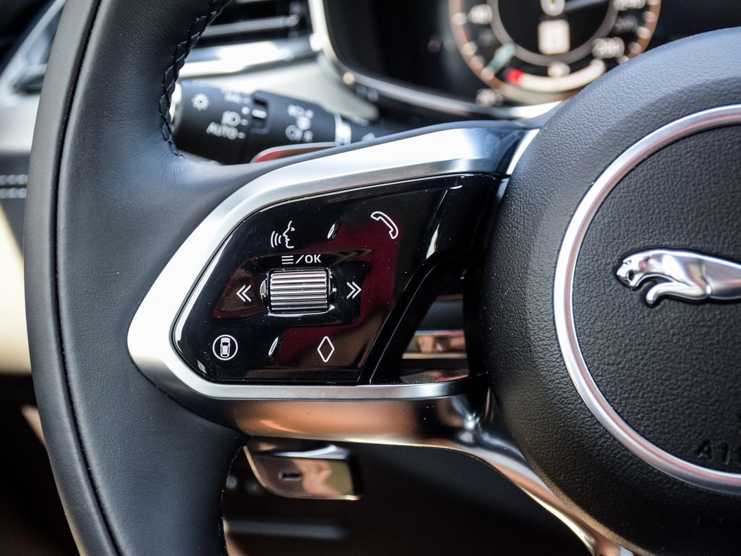 2026 Jaguar F-PACE P250 R-Dynamic S, Toronto, Cash