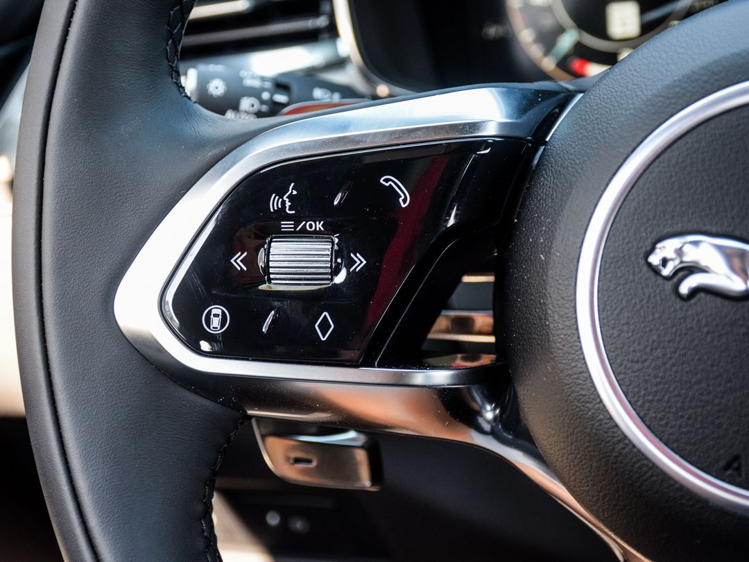 2026 Jaguar F-PACE P250 R-Dynamic S, Toronto, Cash