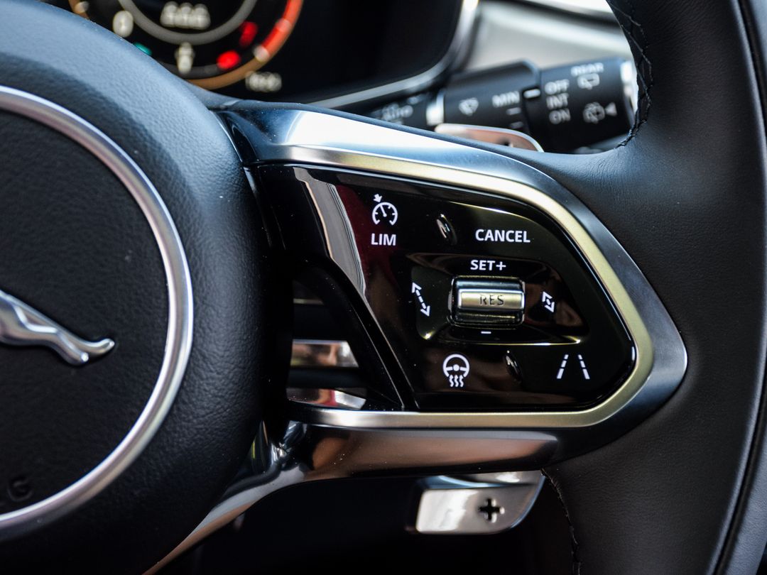 2026 Jaguar F-PACE P250 R-Dynamic S, Toronto, Cash
