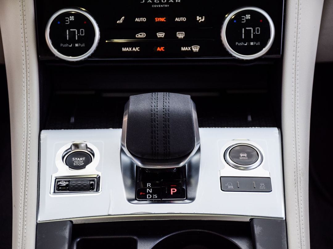 2026 Jaguar F-PACE P250 R-Dynamic S, Toronto, Cash