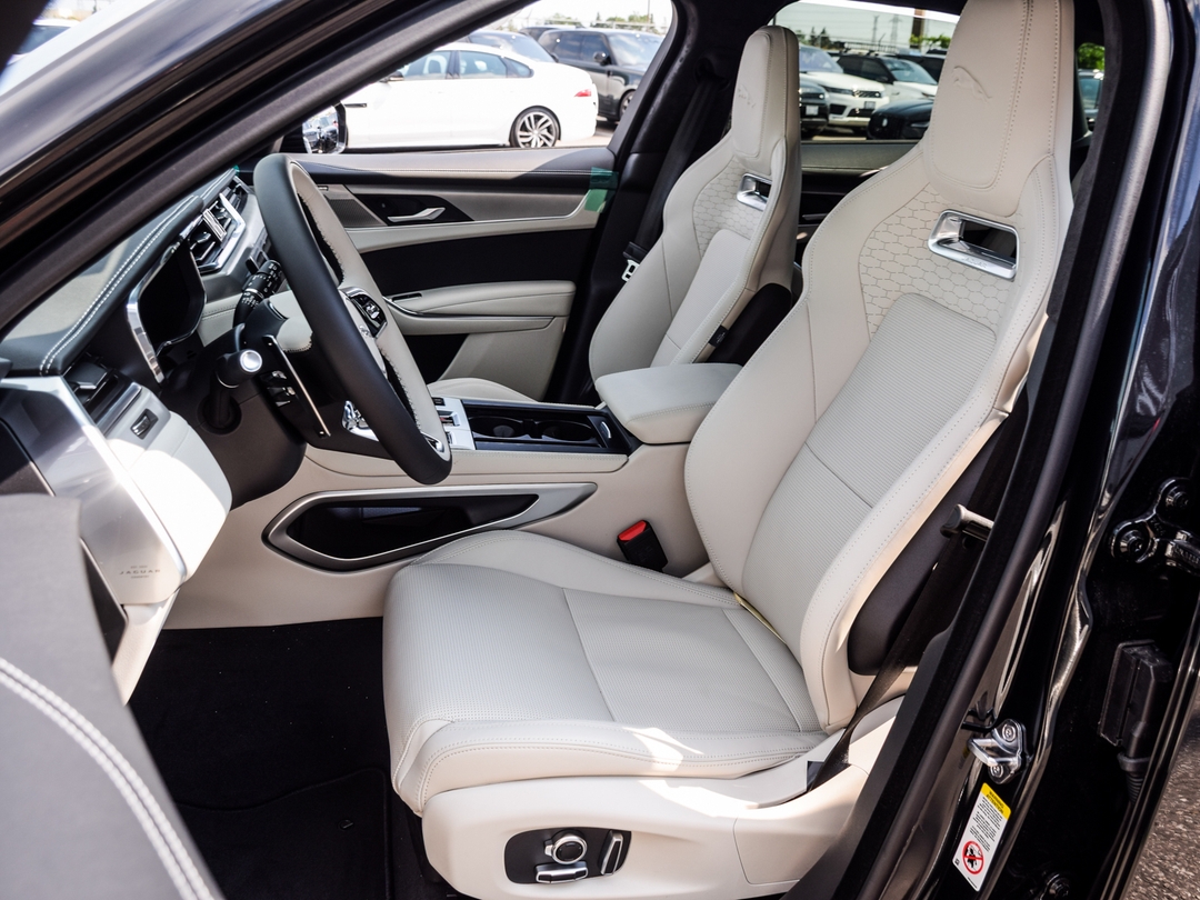 2026 Jaguar F-PACE P250 R-Dynamic S, Toronto, Cash