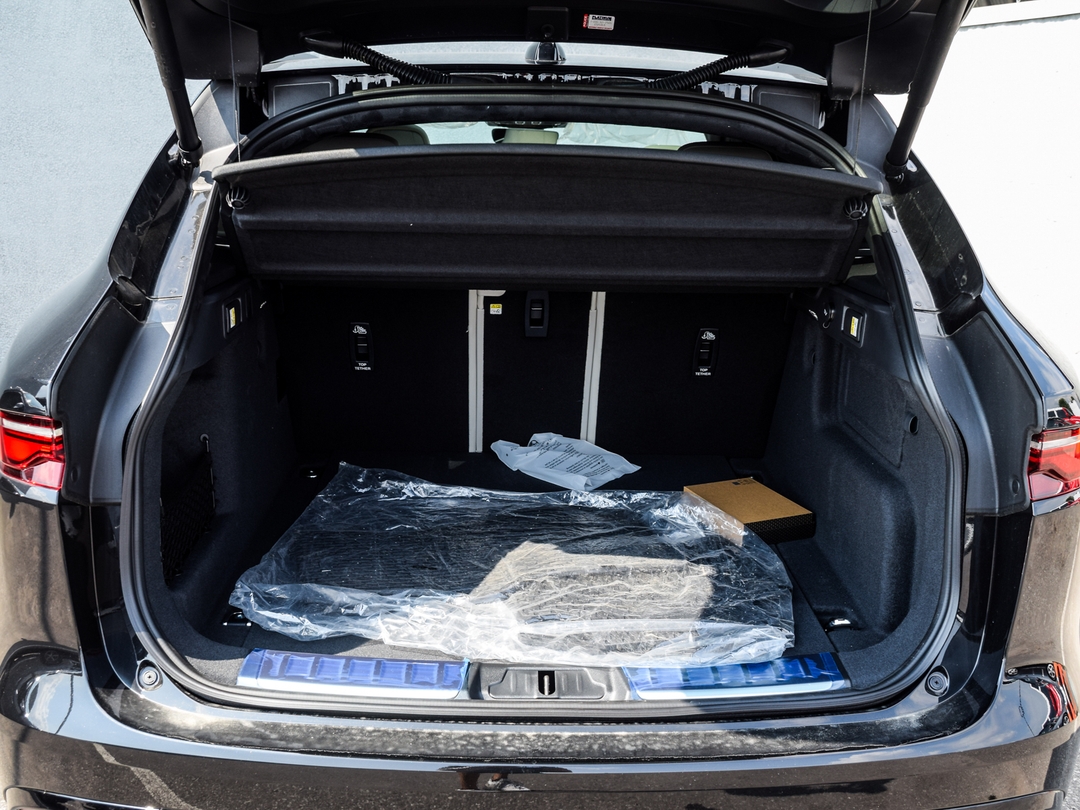2026 Jaguar F-PACE P250 R-Dynamic S, Toronto, Cash
