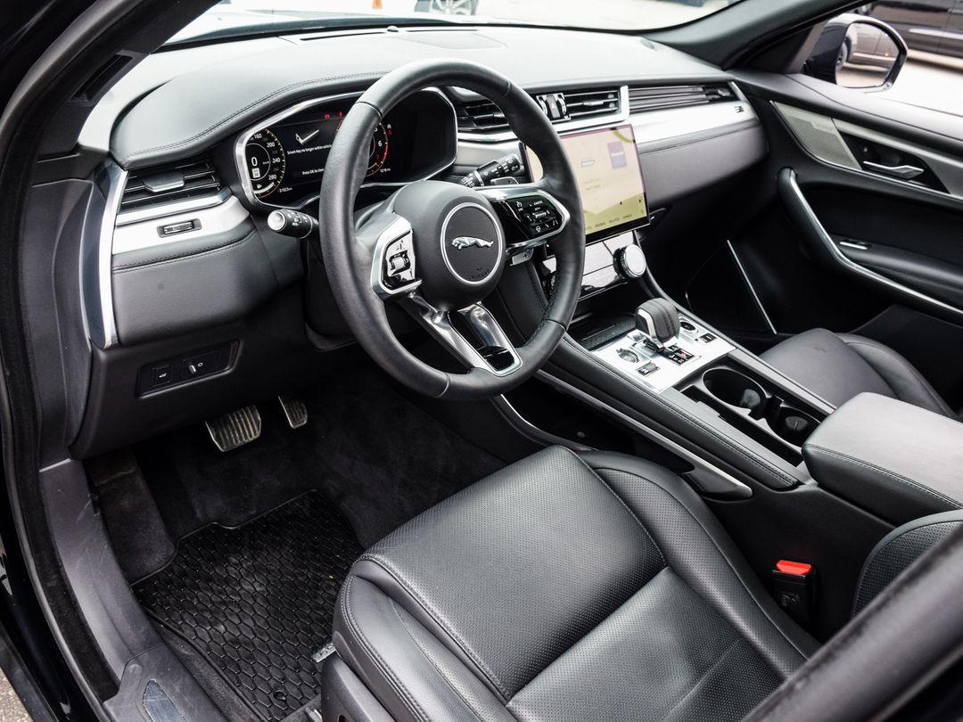 2023 Jaguar F-PACE P250 S, Toronto, Cash