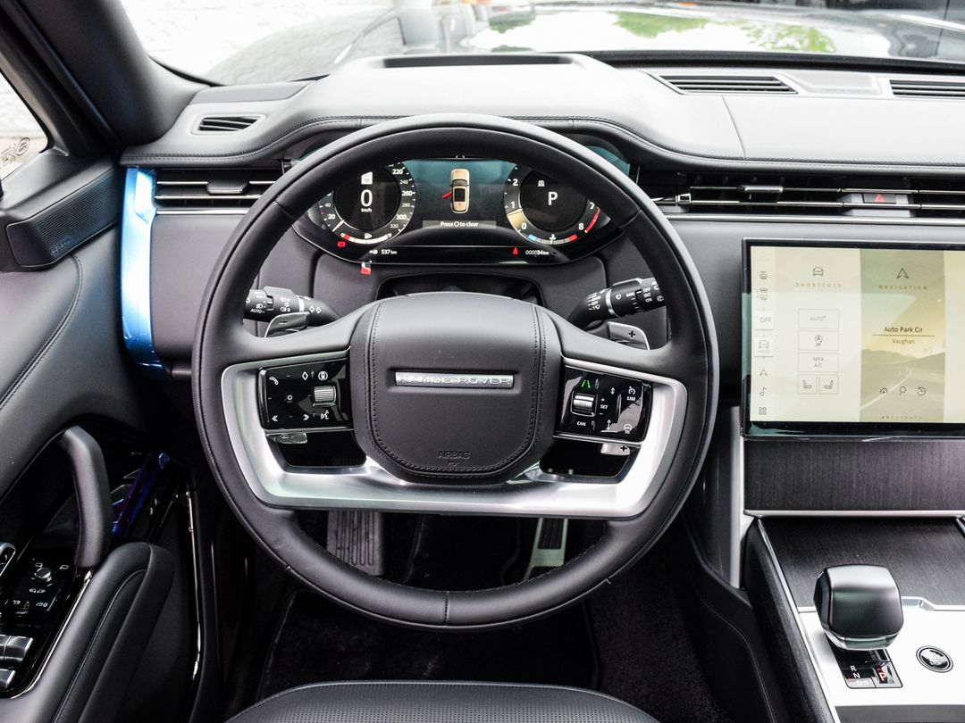 2025 Land Rover Range Rover P615 SV LWB, Toronto, Cash