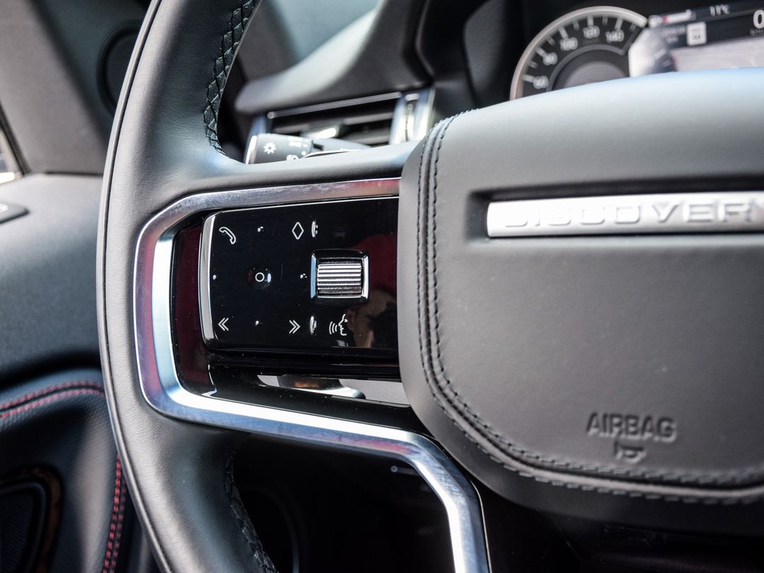 2023 Land Rover Discovery Sport R-Dynamic SE, Toronto, Cash