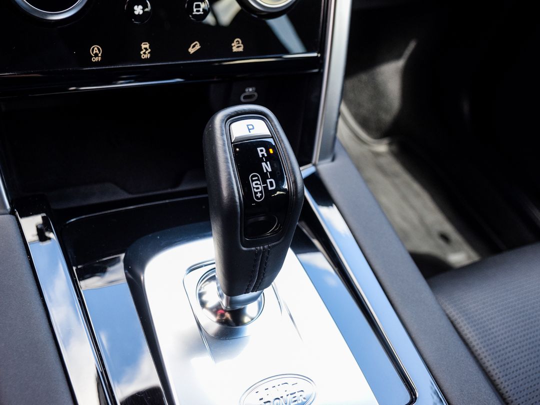2023 Land Rover Discovery Sport R-Dynamic SE, Toronto, Cash