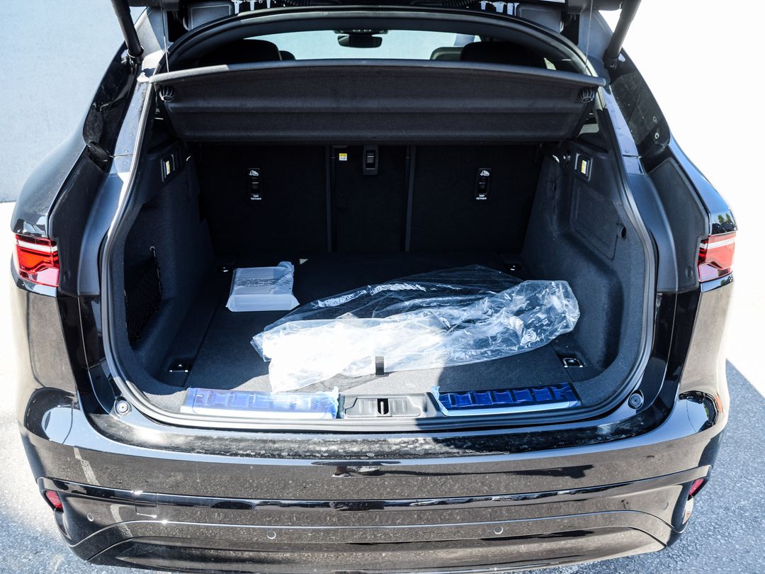 2026 Jaguar F-PACE P250 R-Dynamic S, Toronto, Cash