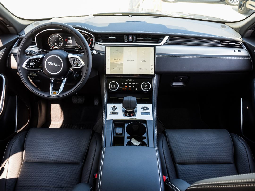 2026 Jaguar F-PACE P250 R-Dynamic S, Toronto, Cash