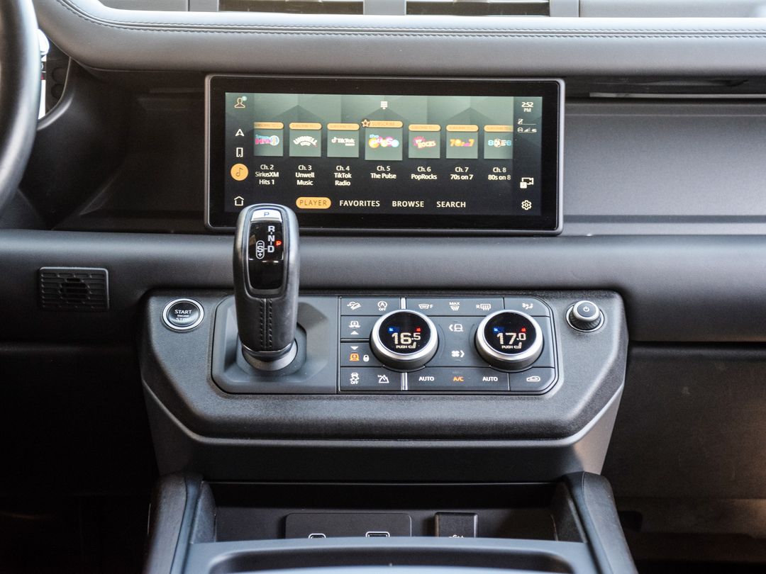 2020 Land Rover Defender 110 X, Toronto, Cash