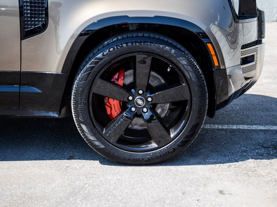 2020 Land Rover Defender 110 X, Toronto, Cash