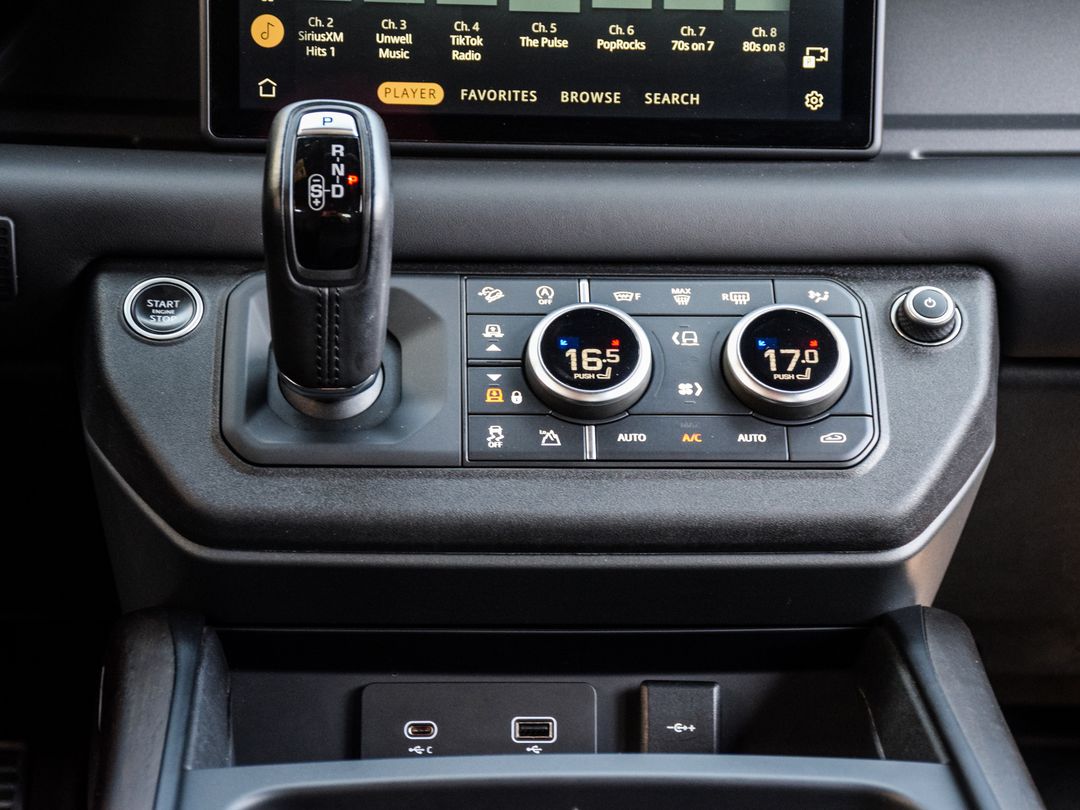 2020 Land Rover Defender 110 X, Toronto, Cash