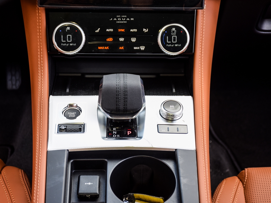 2026 Jaguar F-PACE P250 R-Dynamic S, Toronto, Cash