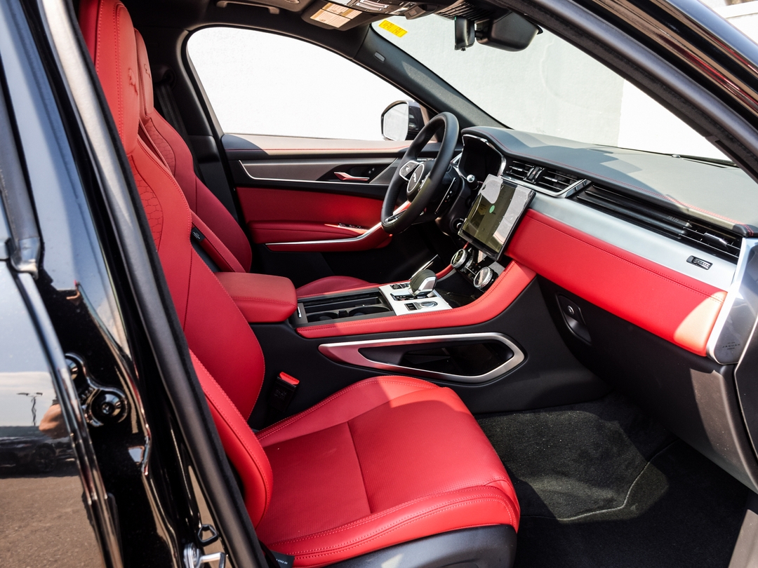 2026 Jaguar F-PACE P250 R-Dynamic S, Toronto, Cash