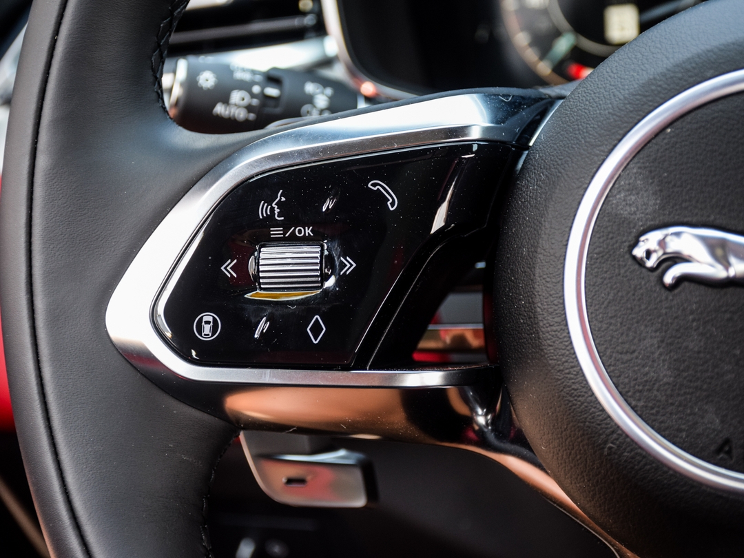 2026 Jaguar F-PACE P250 R-Dynamic S, Toronto, Cash